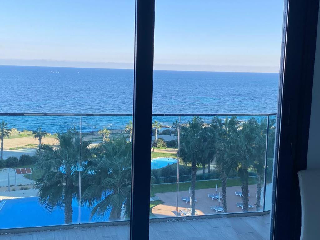 Apartment Deluxe Clara Sea Senses Torrevieja Bagian luar foto