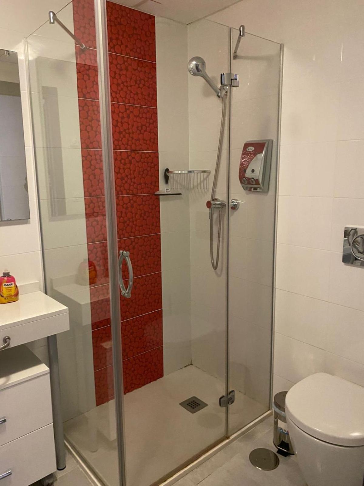 Apartment Deluxe Clara Sea Senses Torrevieja Bagian luar foto