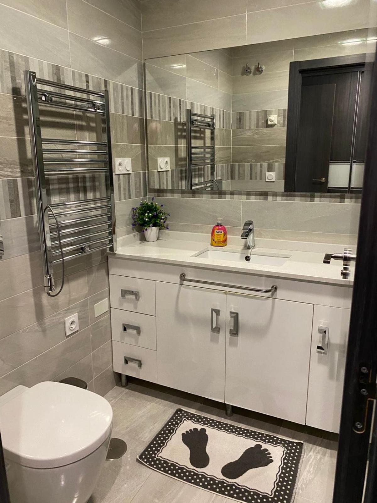 Apartment Deluxe Clara Sea Senses Torrevieja Bagian luar foto